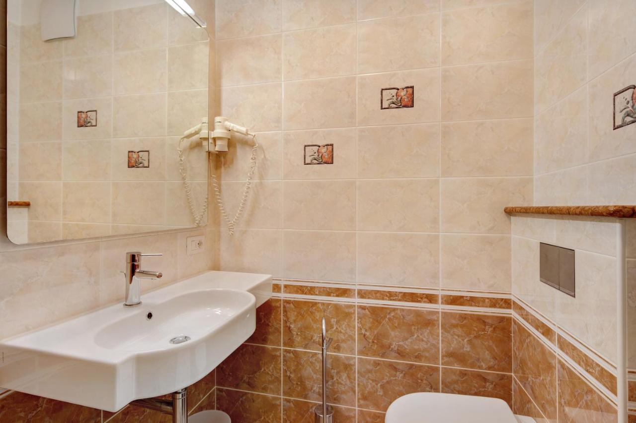 Chalet Meridiana Appartamento 7 Livigno Luaran gambar