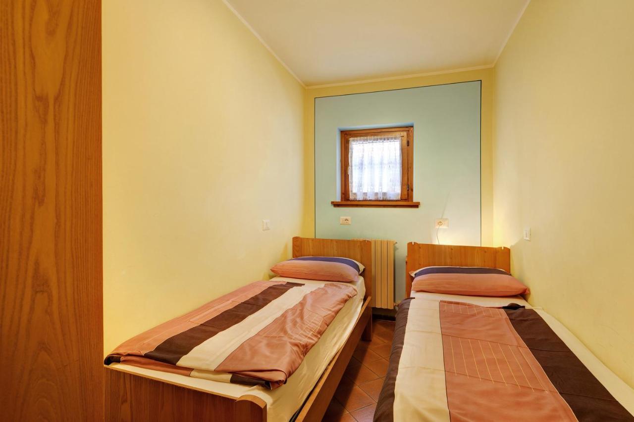 Chalet Meridiana Appartamento 7 Livigno Luaran gambar